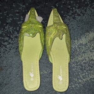 KINGSWAY INC Women's Green Glitter mules Size 8.5